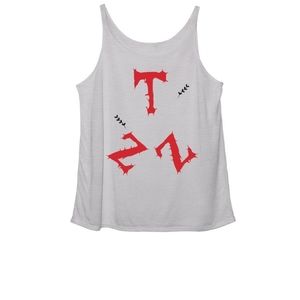 woman's slouchy tee